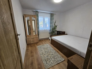 Inchiriez apartament Medias, total renovat si utilat