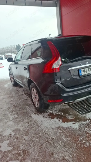  Volvo XC 60 - imagine 9