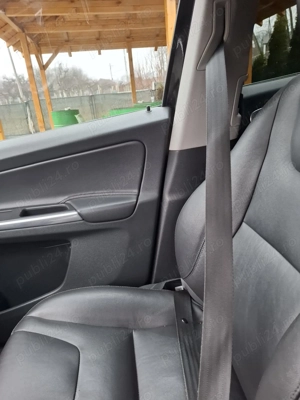  Volvo XC 60 - imagine 7