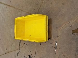 Cutii depozitare 400x270x200 culoare galben 