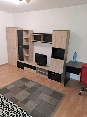 PROPRIETAR inchiriez apartament cu o camera  complect mobilat si utilat 30 mp