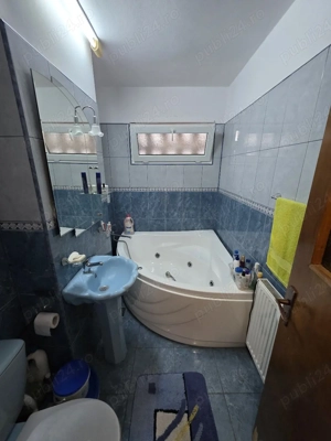 Apartament 3 camere Reșița  - imagine 10