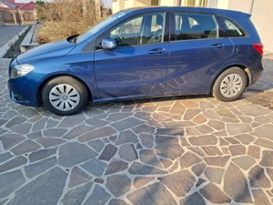 Vand mercedes b180 perfect din toate punctele de vedere  - imagine 4