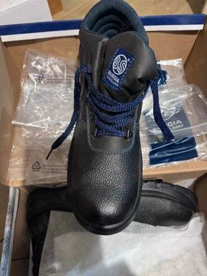 Vând Bocanci Protecție Burgia Sauerland 