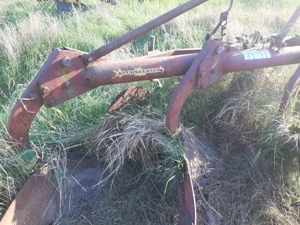 Vând plug kverdenlands cu 3 trupite .