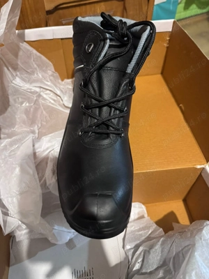 Vând Bocanci Protecție UVEX , calitate garantată și preț imbatabil!!!