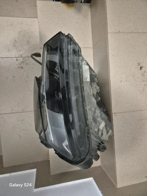 Far Skoda Karoq  - imagine 3