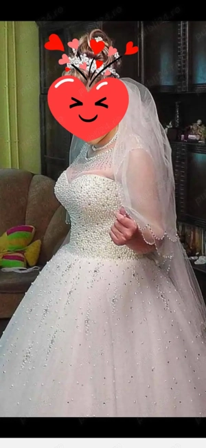 Rochiță de mireasă, deosebită !!!