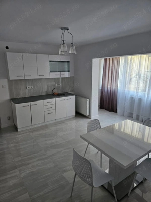 De închiriat apartament 3 camere calea Lipovei 
