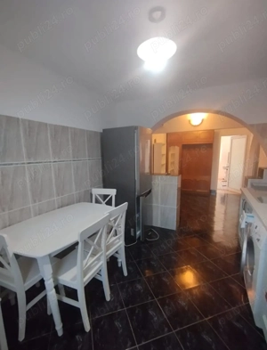De închiriat apartament 3 camere zona Bucovinei 