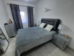 Direct proprietar - apartament cu gradina proprie, parcare privata si acces dublu in zona Dealuri - imagine 5
