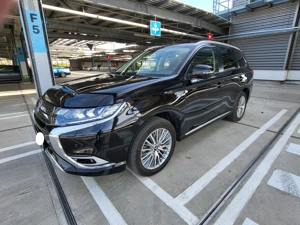 Mitsubishi Outlander 2019 PHEV  - imagine 2