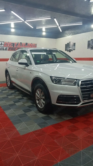 Audi Q5 quattro, S line interior & exterior - imagine 3