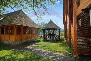 Doua case in stil maramuresean de vanzare in Breb/Maramures - imagine 6