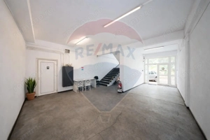 HALA 2.443 MP CU POD RULANT  BIROURI (P+2): 741 MP, AEROPORTUL BRASOV - imagine 7