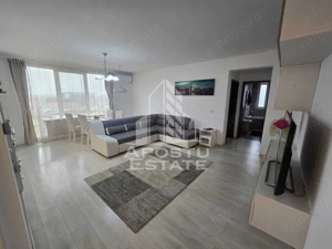 Apartament 3 camere, centrala proprie, loc de parcare, Giroc