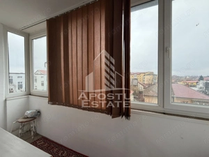 Apartament cu 2 camere, semidecomandat,centrala proprie,zona Girocului - imagine 11