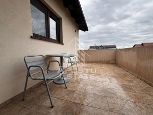 Apartament cu 3 camere,loc de parcare, prima inchiriere, Dumbravita - imagine 16