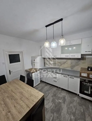 Casa cu 2 camere,centrala proprie, garaj,teren 350 mp ,zona Blascovici - imagine 6