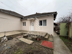 Casa cu 2 camere,centrala proprie, garaj,teren 350 mp ,zona Blascovici - imagine 9