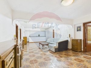 Apartament spatios  de 3 camere in Piata Iancului