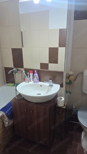 Vand apartament 2 camere Torontalului