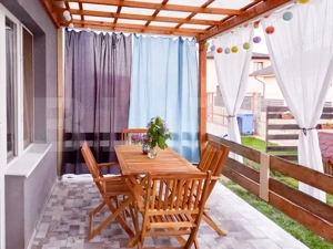 Casă individuală, finisată, 4 camere, 407 mp teren, Jucu