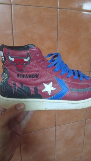 Vind adidași Originali Secod Hand 