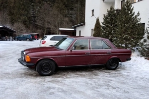 Mercedes w123 300D Atestat Retromobil