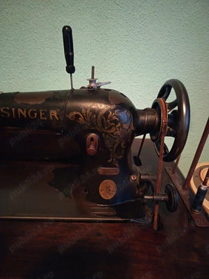 Mașină de cusut Singer  - imagine 2
