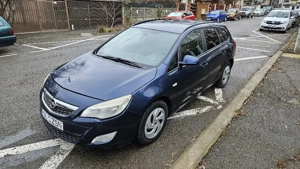 Opel astra j 2011