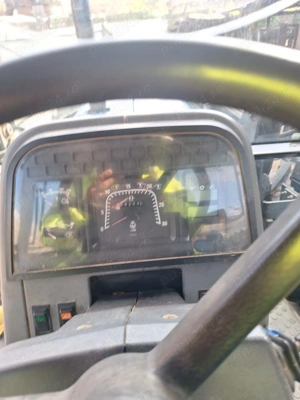 Tractor New Holland 90 cp cu incarcator - imagine 9