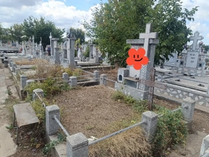 Vand 2 locuri veci-Sf.Lazar Galati