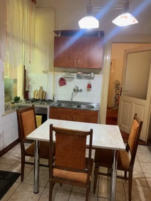 Vand casa situata central , str.L.Rebreanu , langa parcul din strand - imagine 8