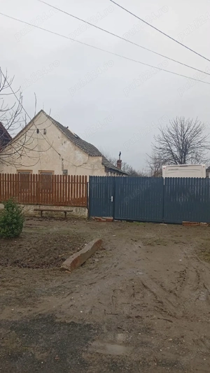 Vînd casă veche  - imagine 4