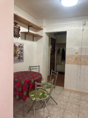 Inchiriez apartament , 2 camere , decomandat , str.Timisorii 110 , etaj 3 - imagine 9