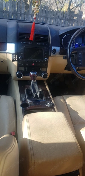 vand masina wolksagen touareg  - imagine 2