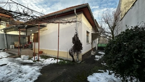 Casa 4 Camere 2 Bai Garaj 440 mp Teren Alba Iulia Ultracentral CENTRU Turistic