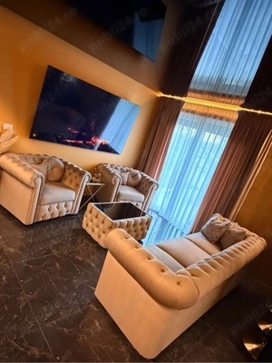 Set canapea cu fotolii si masuta