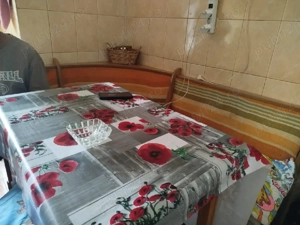 Inchiriez apartament cu 3 camere 