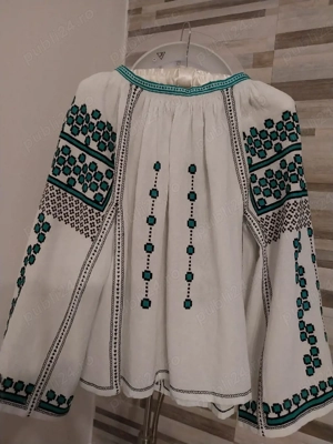 Ie pe panza varvara - imagine 4