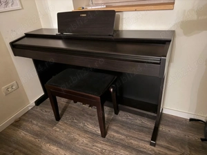 Pian digital YAMAHA YDP-143 R