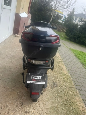 Vând scuter electric