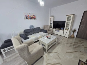 Gradina proprie. Mobilat si utilat complet. Doua bai. Aproape de Eso - imagine 4