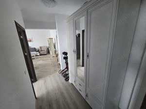 Gradina proprie. Mobilat si utilat complet. Doua bai. Aproape de Eso - imagine 10