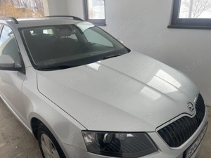 Vănd autoturism Skoda Octavia  - imagine 5