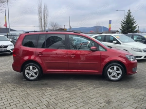 Volkswagen Touran 7 locuri 1.6 TDI 105 CP - imagine 6