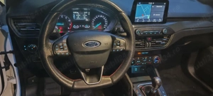 Ford Focus ST Line 1.0 ecoboost