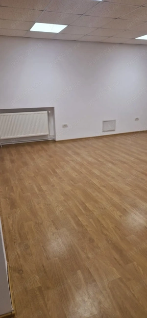 Spațiu comercial de închiriat  60 mp, Alba Iulia, Bd. Revoluției 1989, trafic pietonal intens - imagine 4