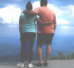 cuplu sot și soție maturi facem dragoste cu tine suntem veniti in buc cateva zile suntem deschisi 